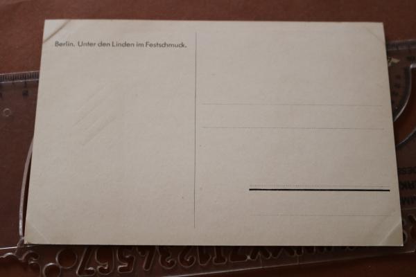 alte Postkarte - Berlin Unter den Linden im Festschmuck